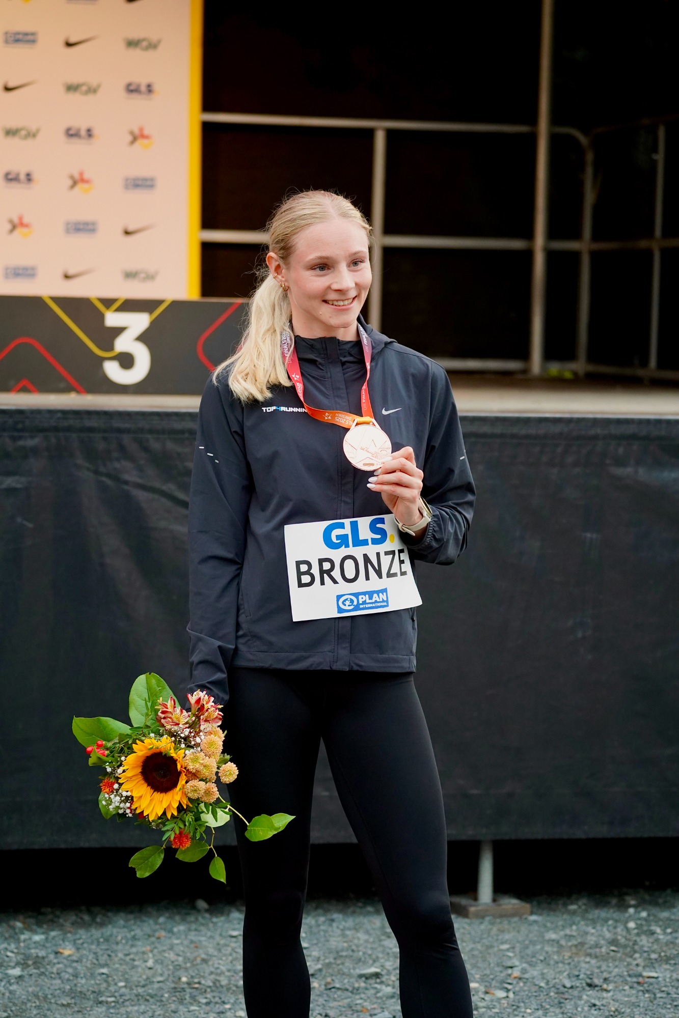 Sina gewinnt Bronze bei der DM